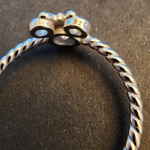 Minnie Mouse Braided Rose Gold Bow Size 8 925 Ring - Picture 6 of 9